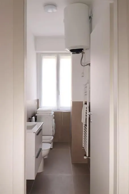 Bilocale Metro 4 Blu Frattini - Airport Linate Appartement Milaan
